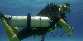 Take the PADI Sidemount Diver Specialty Course Take the PADI Sidemount Diver Specialty Course