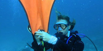 Take the PADI Search and Recovery Specialty Course